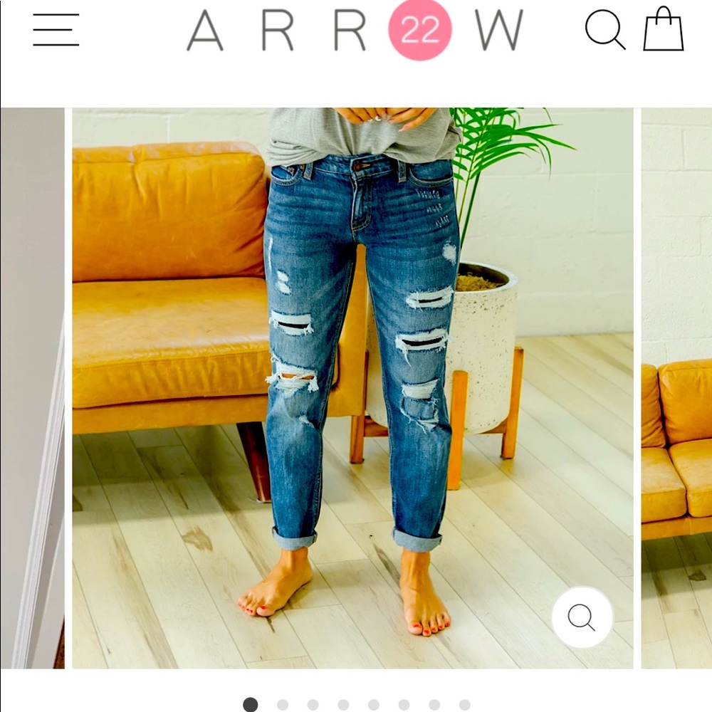 Kancan distressed boyfriend jeans size 1/24